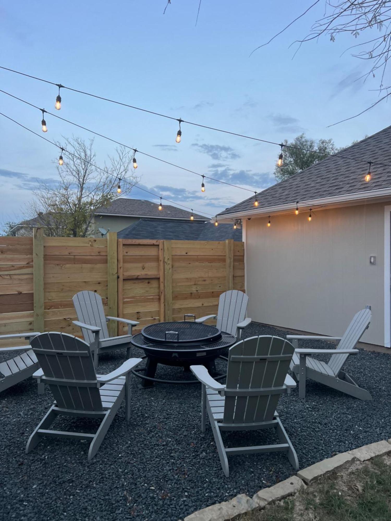 Cozy Home In The Heart Of Aggieland College Station Exterior photo